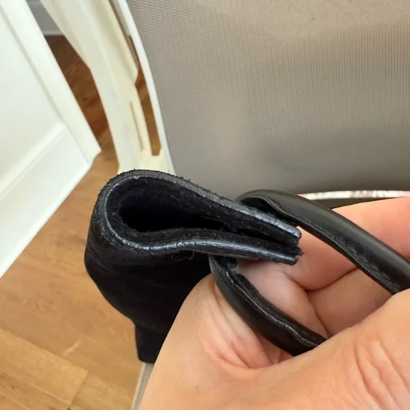 Large Black Suede Gucci Hobo Bag - Picture 4 of 14